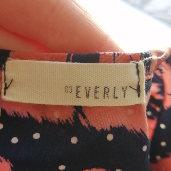 EVERLY Anthropologie Flowered Dress Size XS - Picture 4 of 4